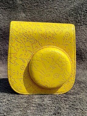 Recollections Instant Memories Camera Case With Strap Yellow NEW 5" x 2" x 5"